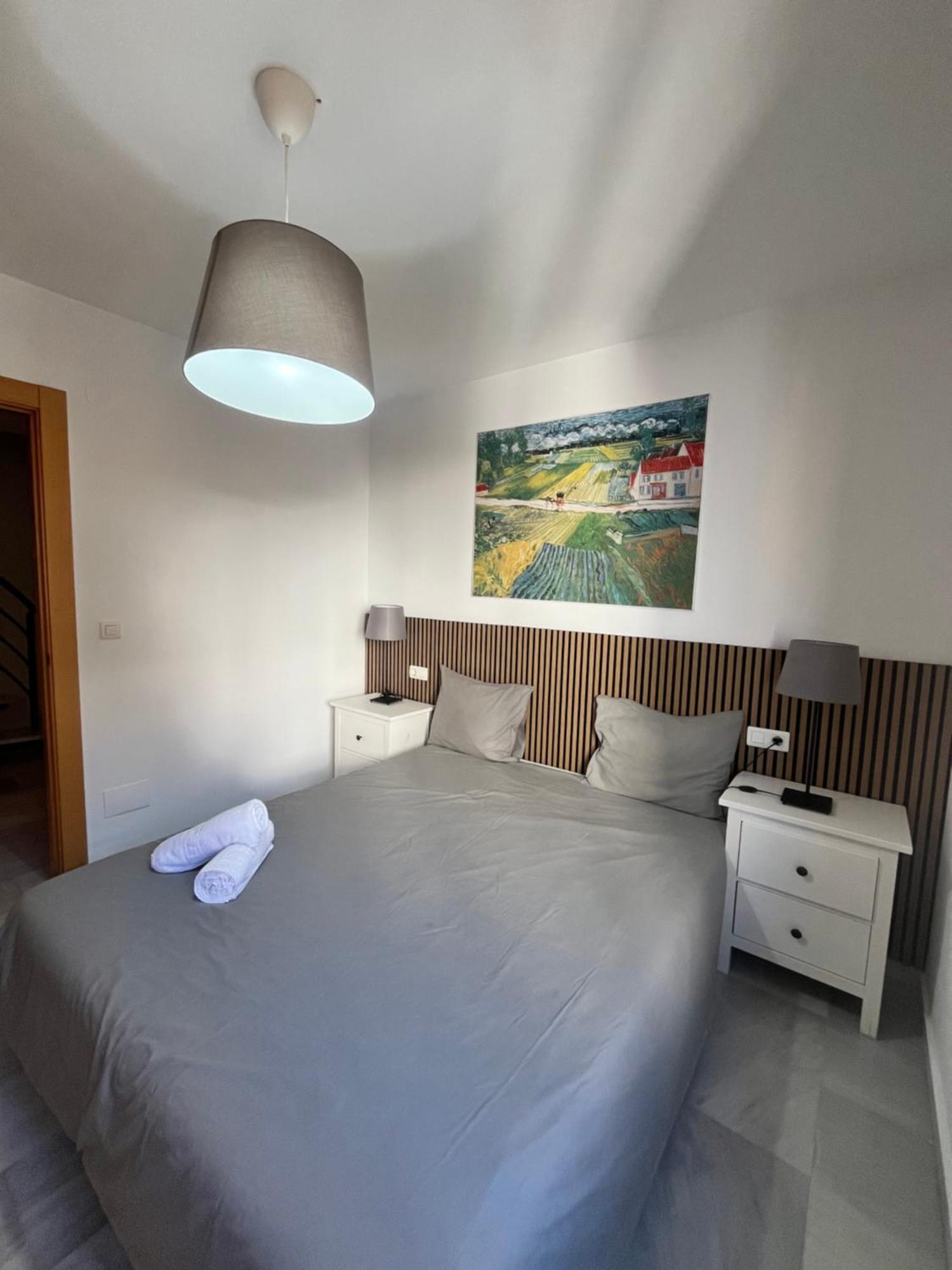 Deluxe With Parking - Carlos Haya Appartement *